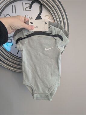 Nike Kids Bodysuits 2pk